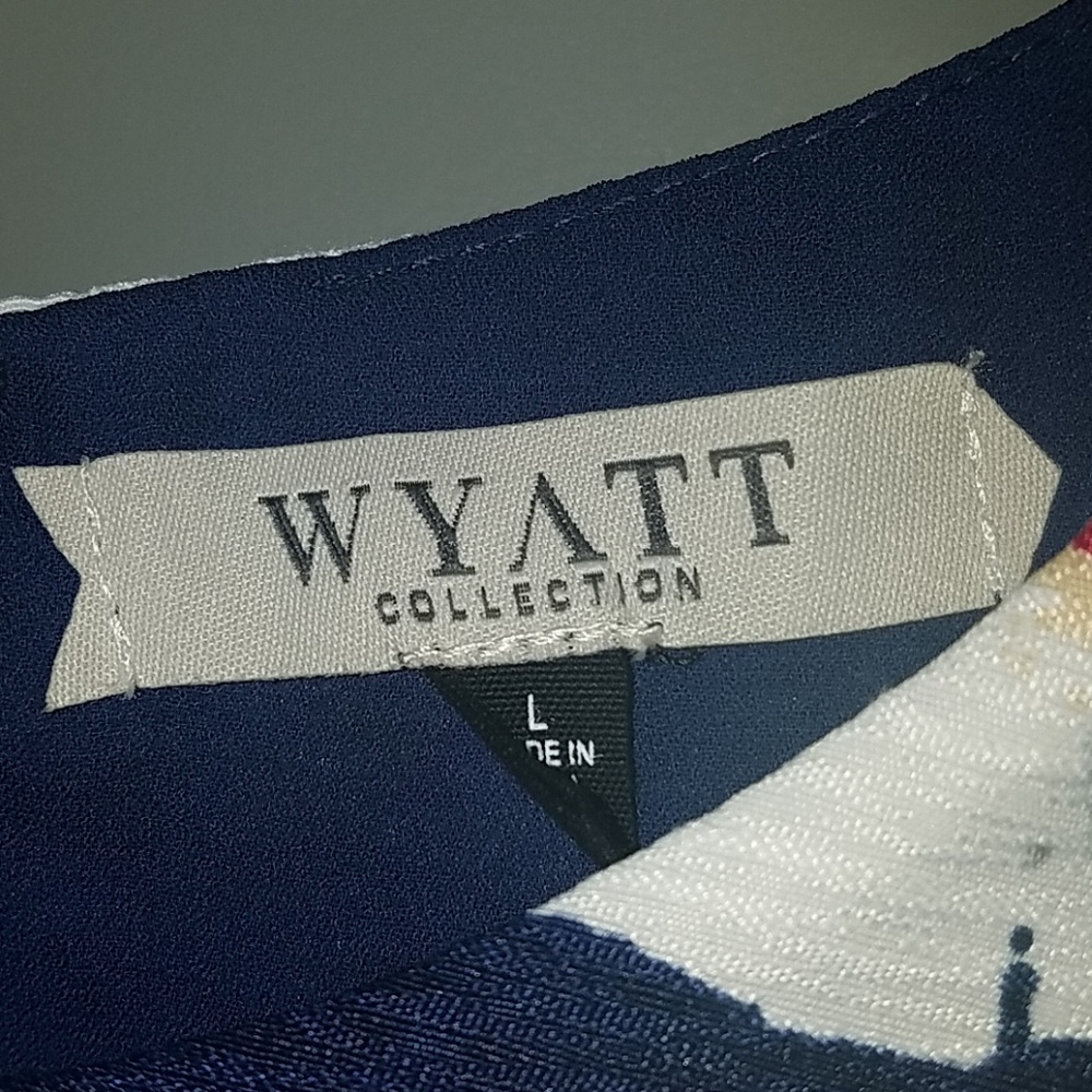 Wyatt Collection Romper - Picture 6 of 6